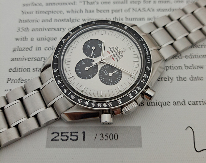 Omega Speedmaster Professional Moonwatch Apollo 11 35th Anniversary Limited Edition Ref. 3569.31